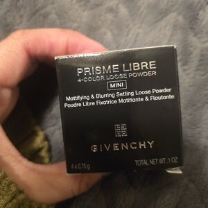 Givenchy Prisme Libre Mini 4-Color Loose Powder